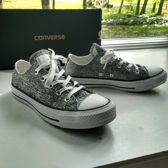 🌿Size 6 Metallic Women's Converse🌿 - Picture 6 of 6